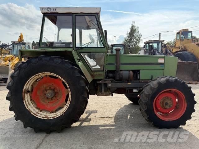 Fendt Favorit 612 الجرارات