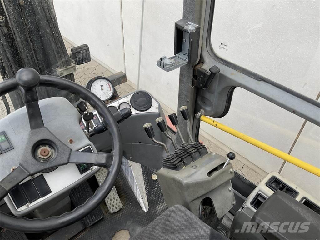 Kalmar DCD 80-6 شاحنات الديزل