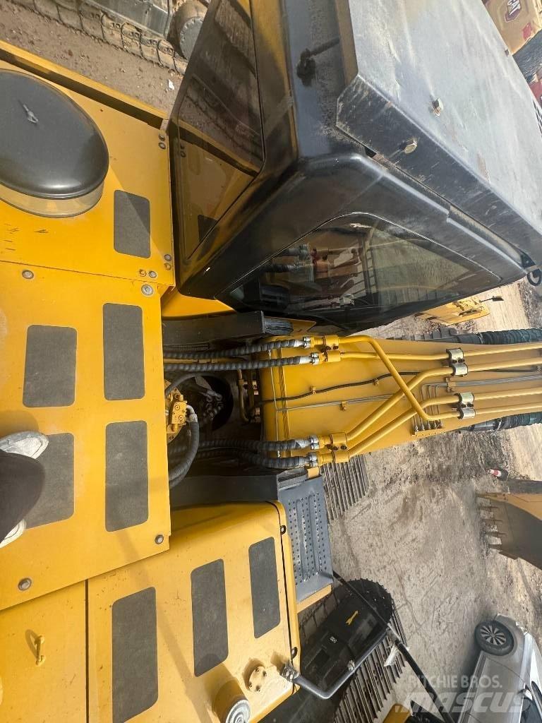 Sany SY 305 H حفارات زحافة