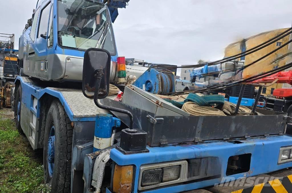 Tadano TR 250 M-6 رافعات الطرق الوعرة