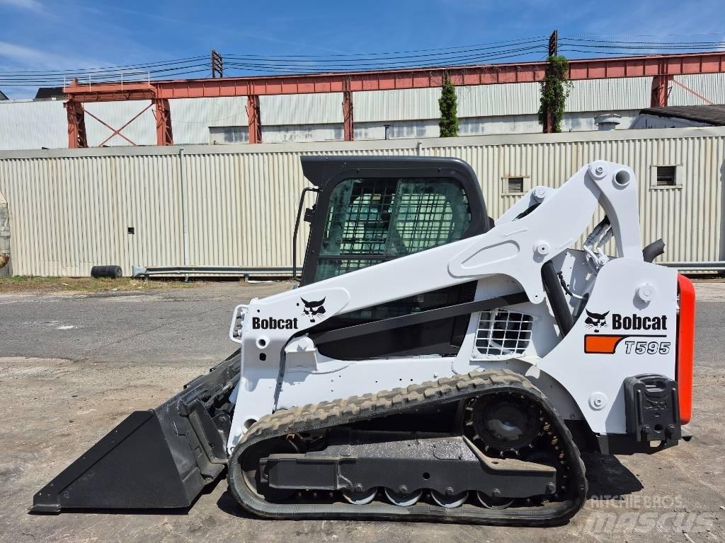 Bobcat T595 لوادر انزلاقية التوجيه