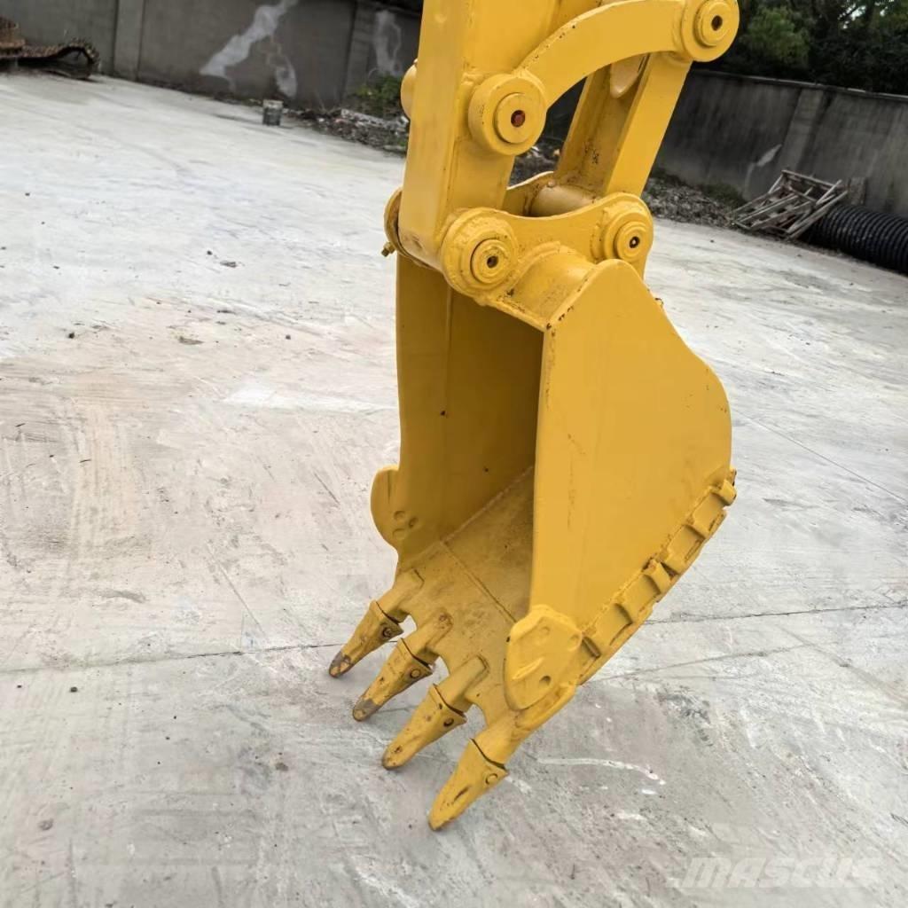 Komatsu PC 50 MR-2 حفارات صغيرة أقل من 7 طن (حفارات صغيرة)