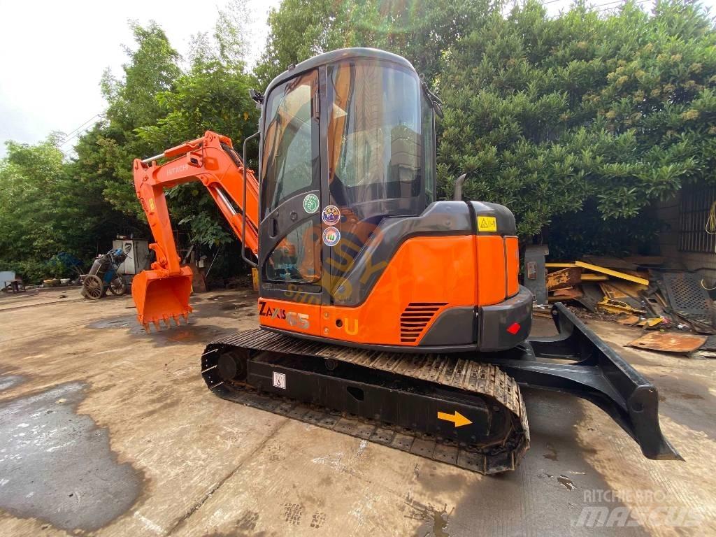 Hitachi ZX 65 U حفارات صغيرة أقل من 7 طن (حفارات صغيرة)