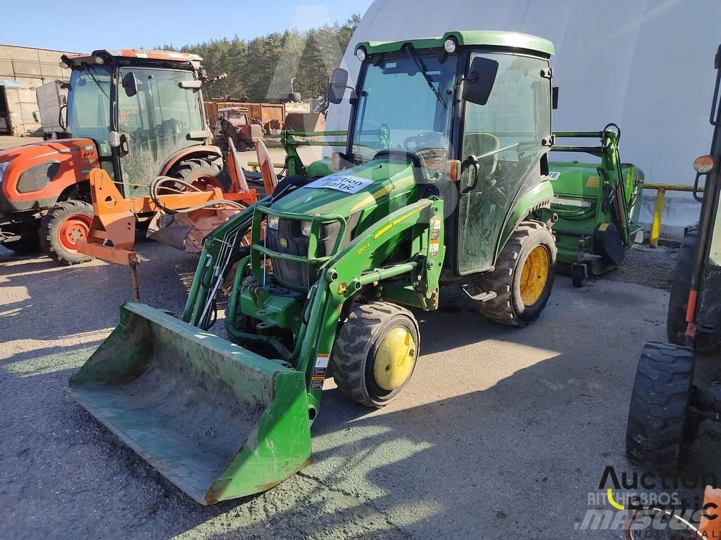 John Deere 2026R الجرارات