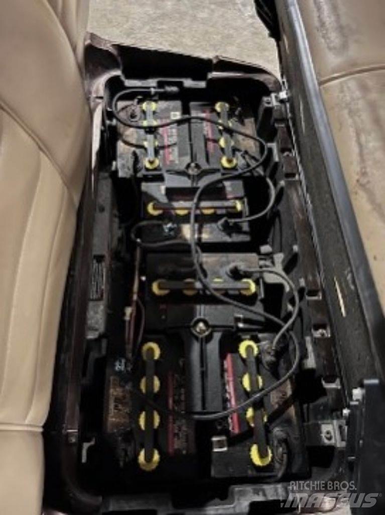 Club Car Precedent ماكينات منفعة عامة