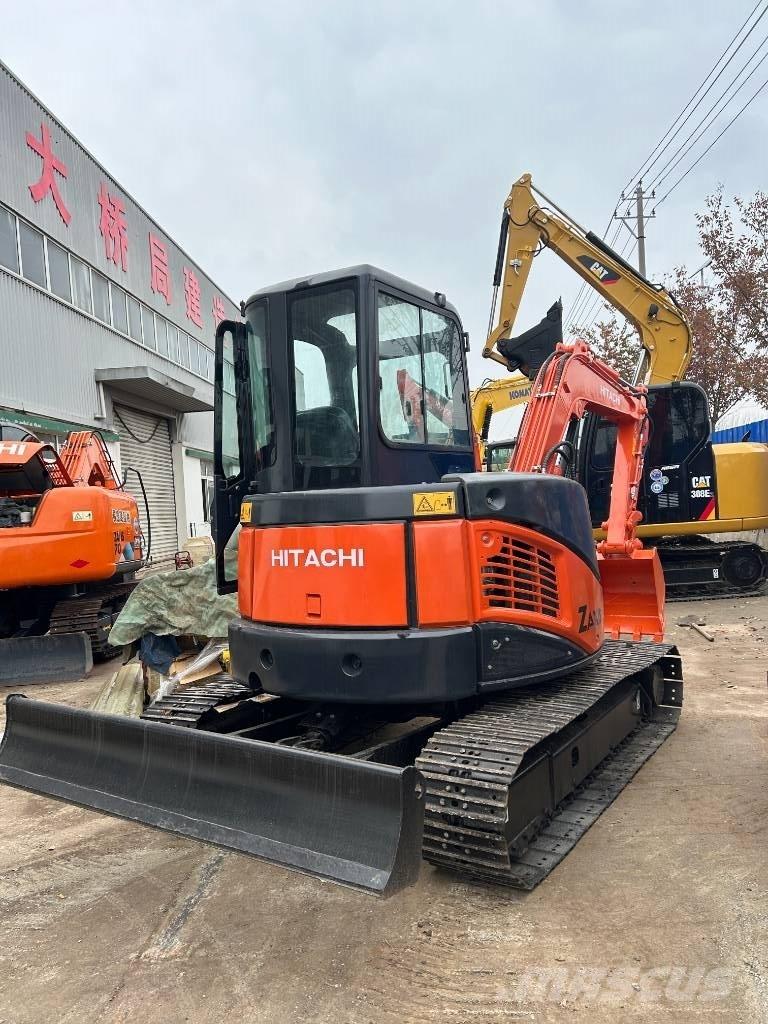 Hitachi ZX 50 U حفارات صغيرة أقل من 7 طن (حفارات صغيرة)