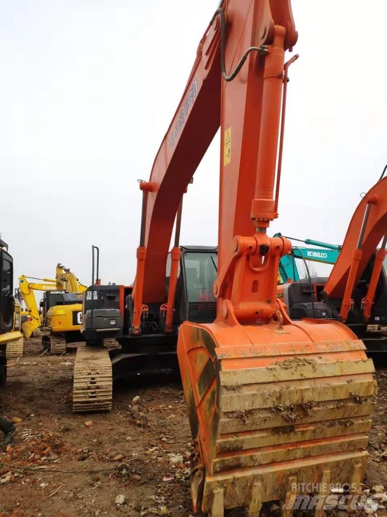 Hitachi ZX 240 H حفارات زحافة