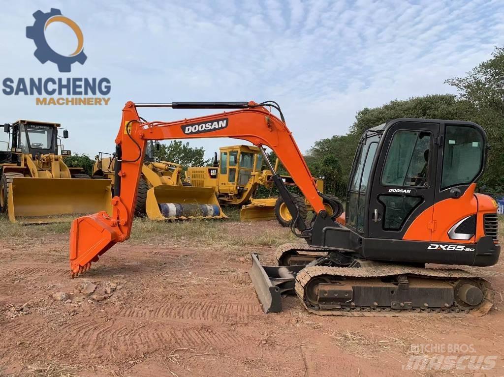 Doosan DX 55 حفارات زحافة