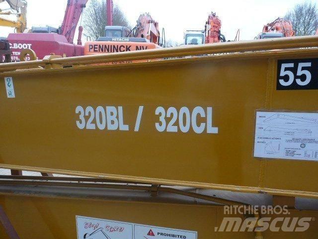 Long Reach  Cat 320 حفارات طويلة الذراع
