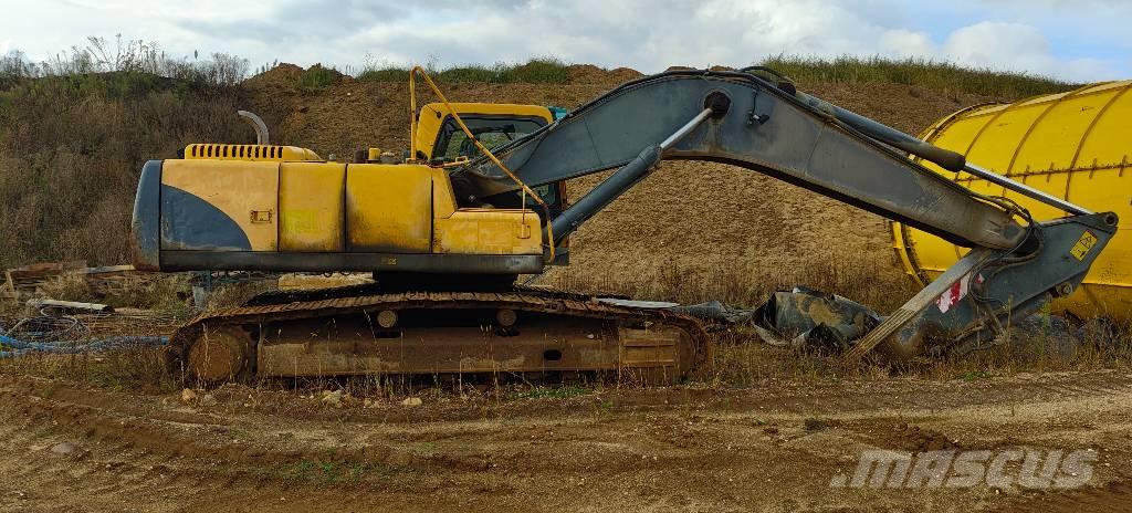 Volvo EC 290 B LC حفارات زحافة