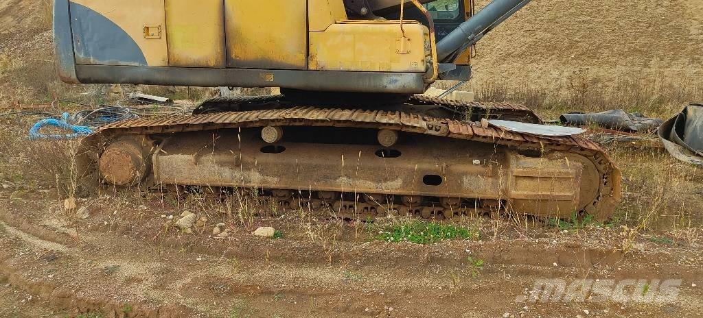 Volvo EC 290 B LC حفارات زحافة