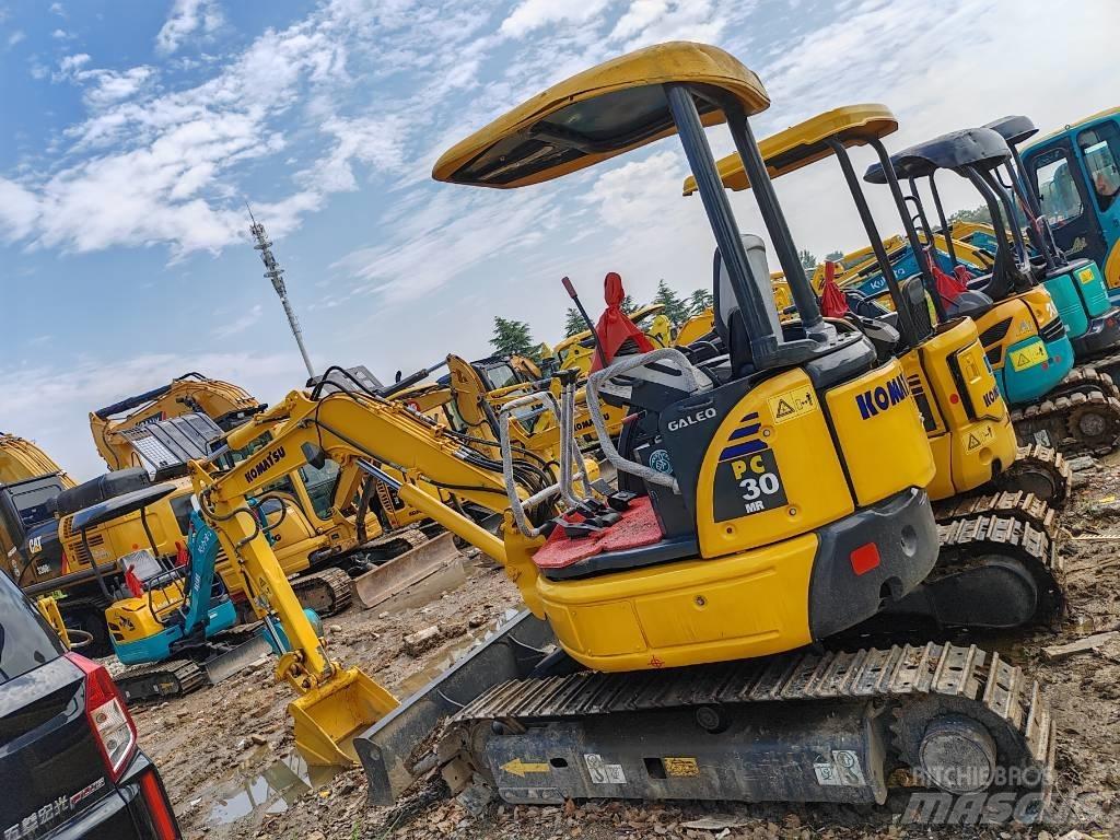 Komatsu PC 30MR حفارات زحافة