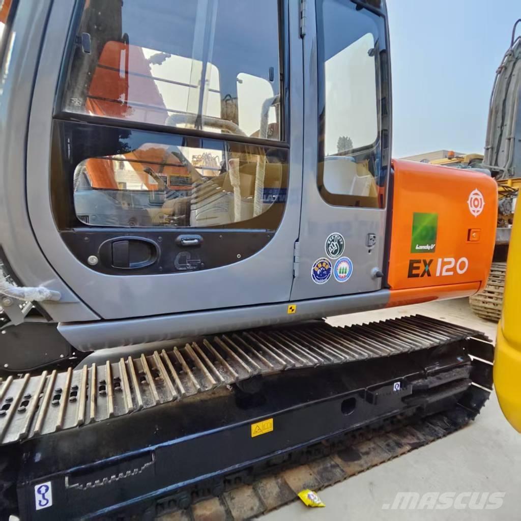Hitachi EX 120 حفارات وسط 7 طن - 12 طن