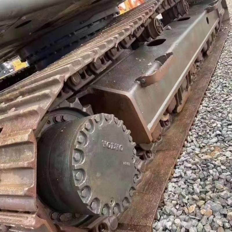 Volvo EC 360 حفارات زحافة