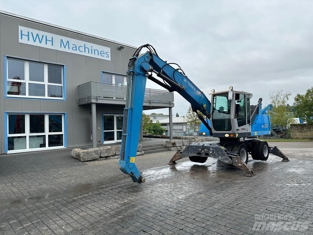 Fuchs MHL 320 D مناولات المخلفات / مناولات صناعية