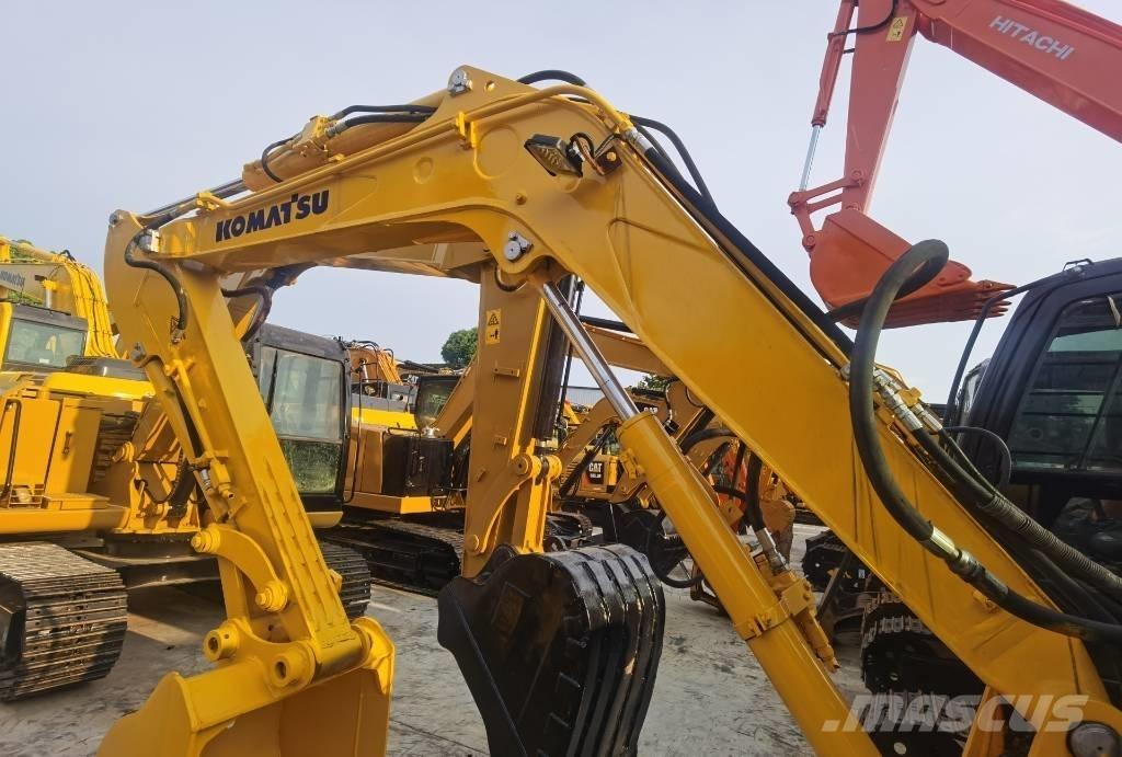 Komatsu PC 55 MR حفارات صغيرة أقل من 7 طن (حفارات صغيرة)