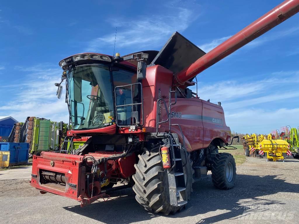 Case IH AF 5140 حصادات