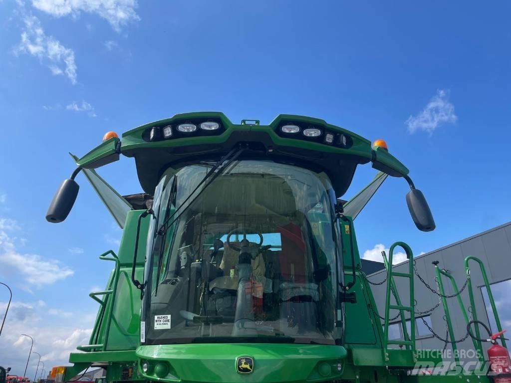 John Deere S670 4x4 حصادات