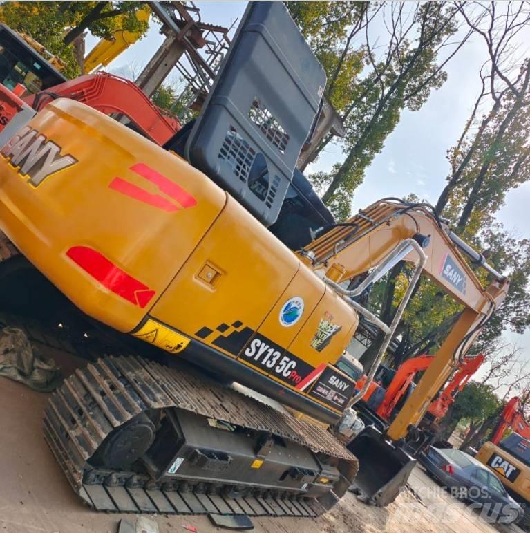 Sany SY 135 C Pro حفارات زحافة