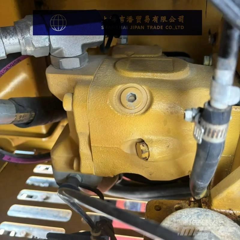 CAT 305.5 E حفارات صغيرة أقل من 7 طن (حفارات صغيرة)