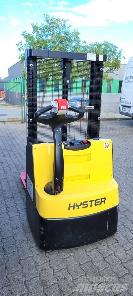 Hyster S 1.0 E شاحنات ذات رافعات شوكية - أخرى