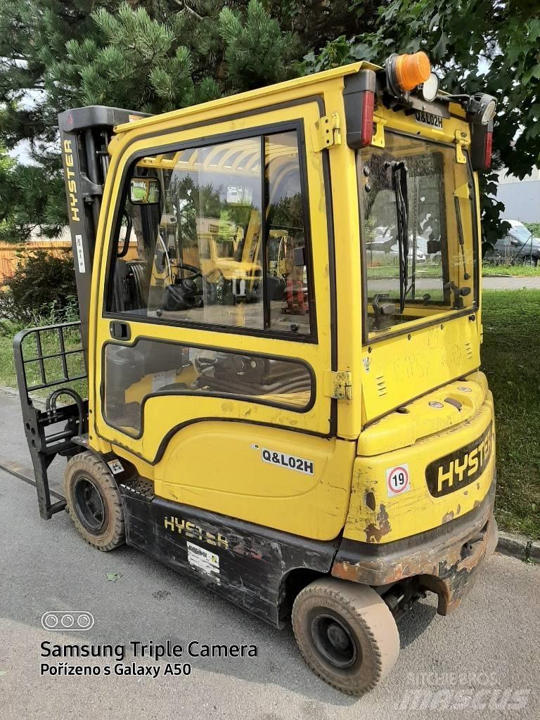 Hyster J2.5XN MWB شاحنات ذات رافعات شوكية تعمل بالكهرباء