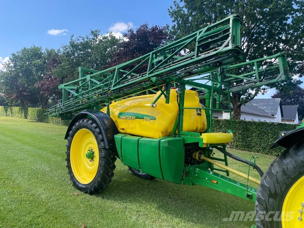 John Deere 732 الرشاشات