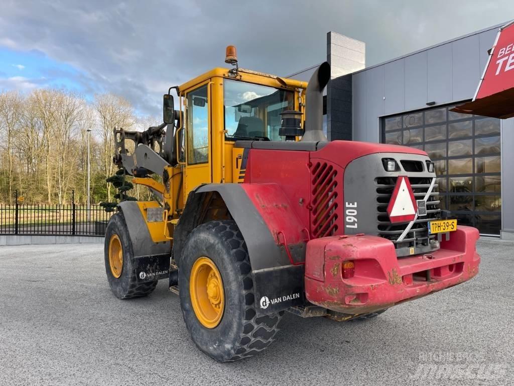 Volvo L 90 E CDC + BSS لوادر بعجل