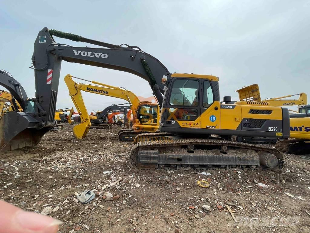 Volvo EC 290 B LC حفارات زحافة