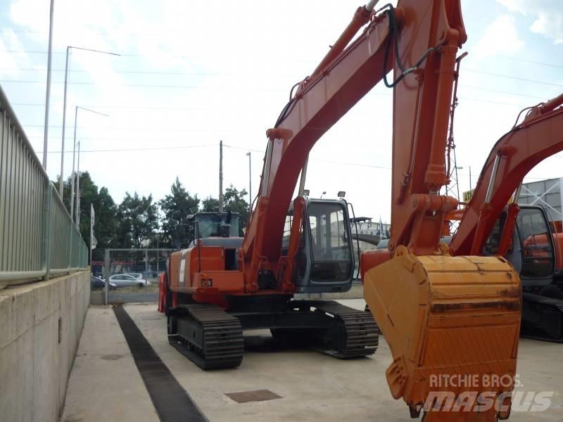 Hitachi EX 220-3 حفارات زحافة