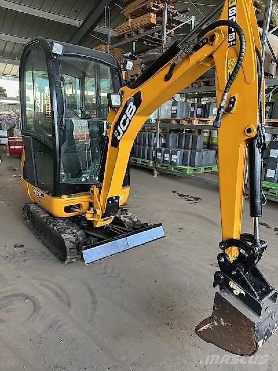 JCB 8018 CTS حفارات صغيرة أقل من 7 طن (حفارات صغيرة)