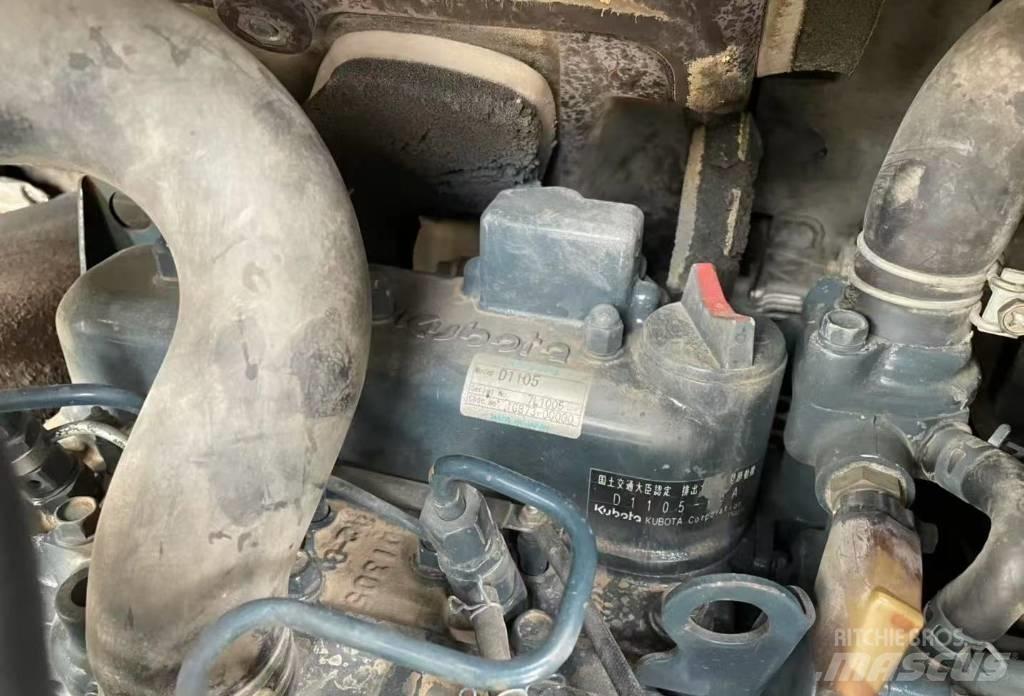 Kubota 25 حفارات صغيرة أقل من 7 طن (حفارات صغيرة)