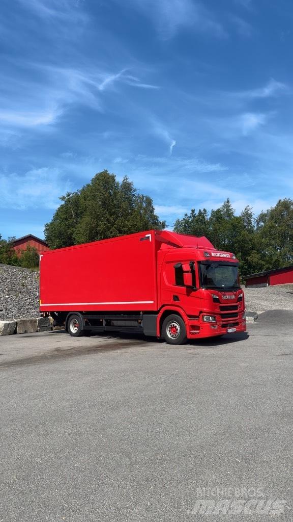 Scania P 280 شاحنات ذات هيكل صندوقي