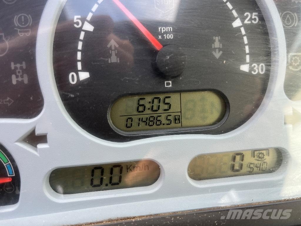 McCormick C 90 Max الجرارات