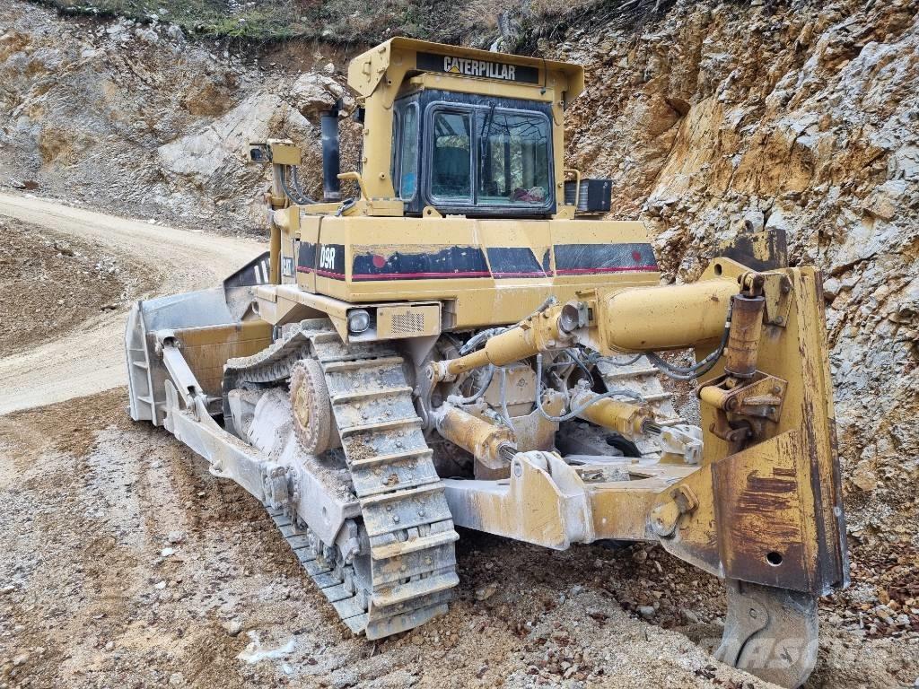 CAT D9R بلدوزرات مجنزرة