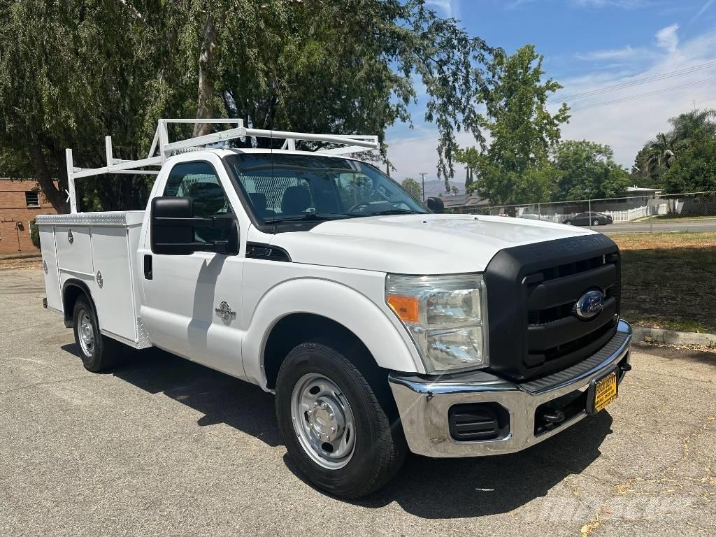 Ford F 250 SD شاحنات خفيفة/مفصلية الجوانب