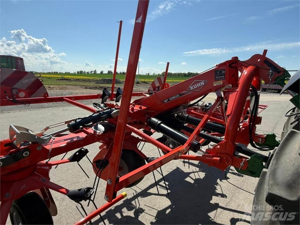 Kuhn GF 10803 مكابس وميبسات التبن