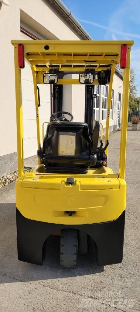 Hyster A 1.5 XNT شاحنات ذات رافعات شوكية تعمل بالكهرباء