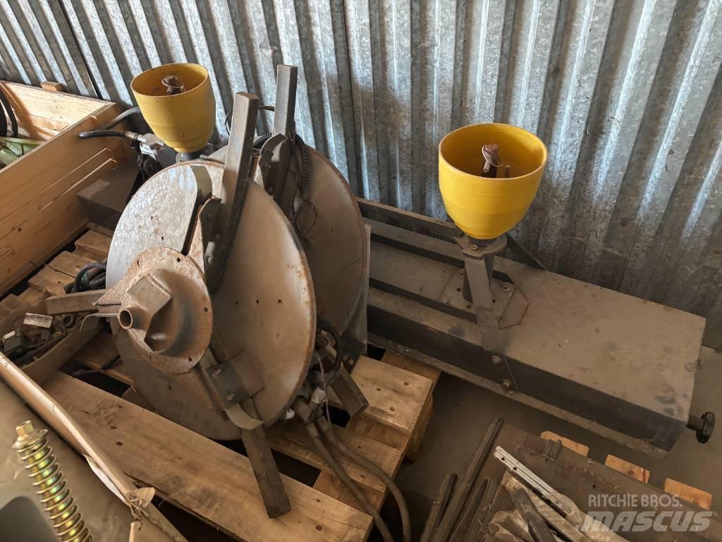 CLAAS Halmspreder ملحقات الحصادات