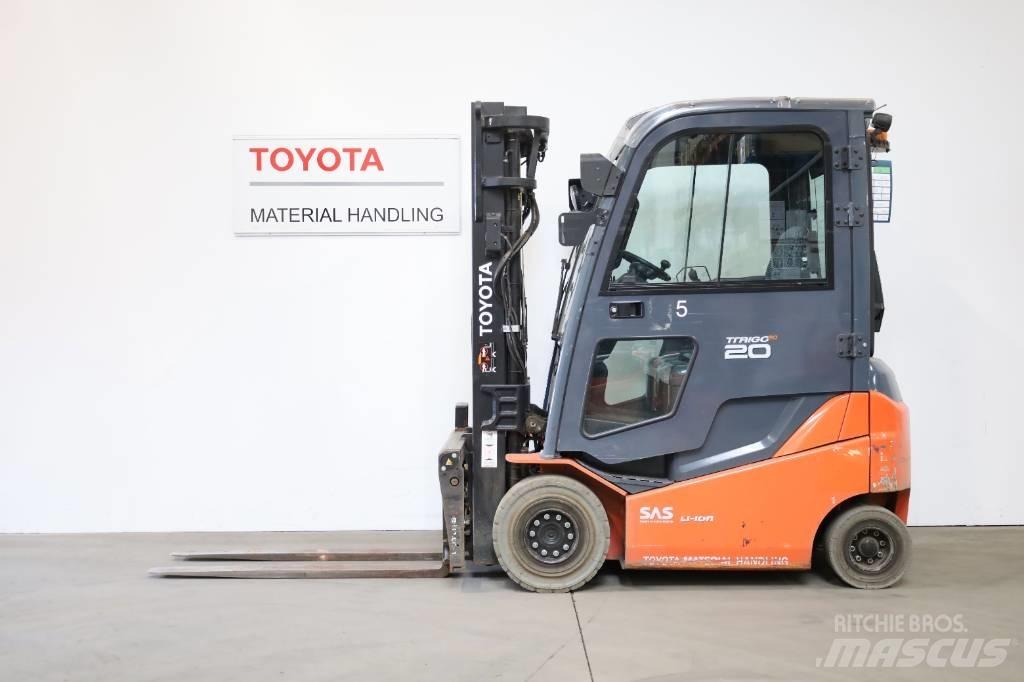 Toyota 8 FBMKT 20 شاحنات ذات رافعات شوكية تعمل بالكهرباء