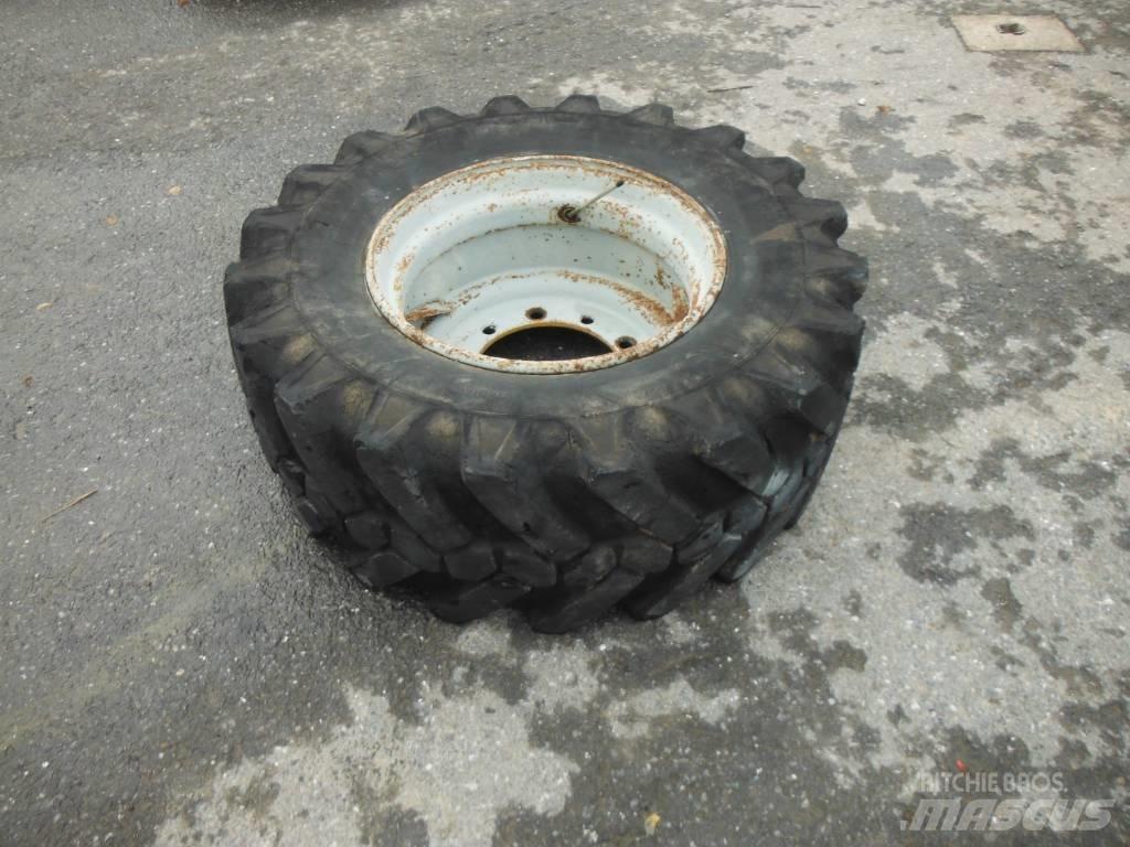 Michelin 15R22.5 الإطارات والعجلات والحافات