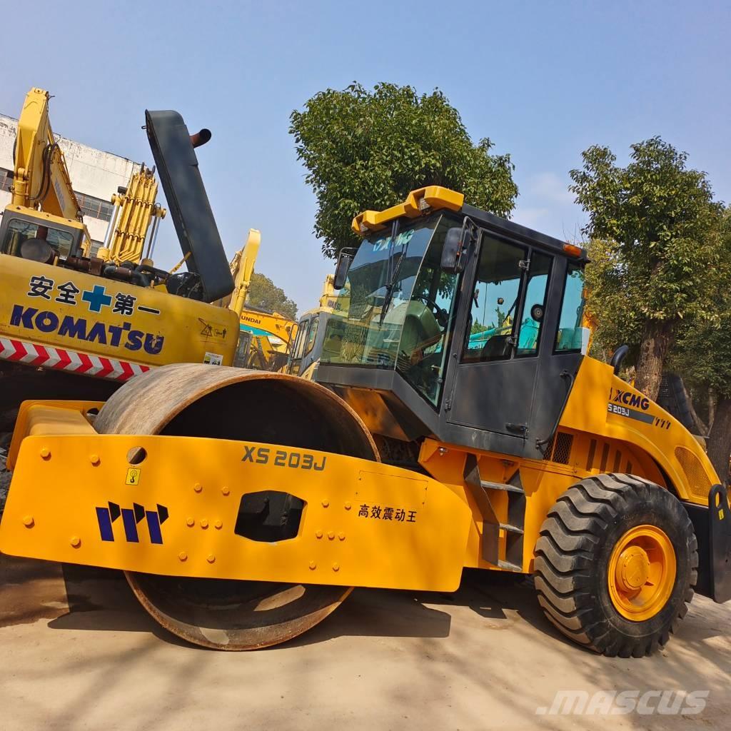 XCMG XS 202 J مداحل أحادية الأسطوانة