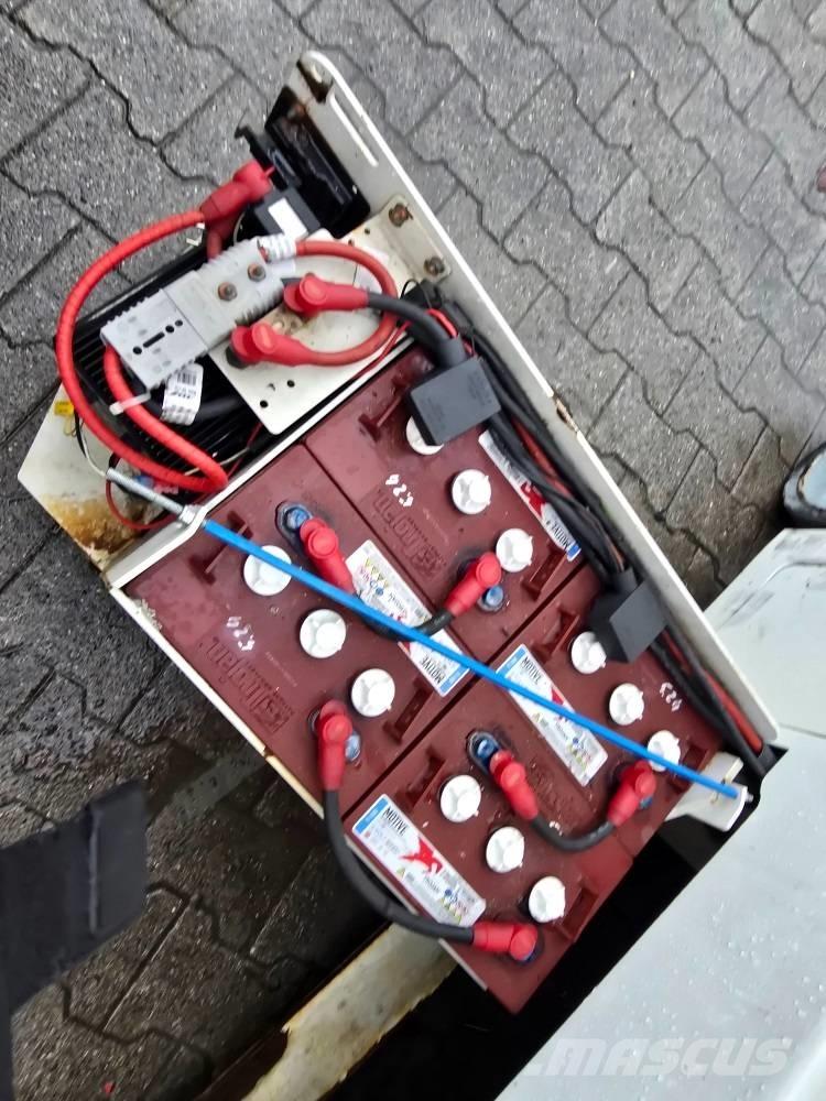 Genie GS 2032 رافعات مقصية الشكل