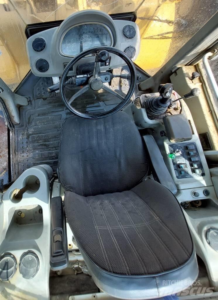 Hyundai HL 770-7 A لوادر بعجل