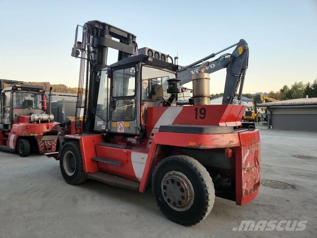 Kalmar DCD 120-6 شاحنات الديزل