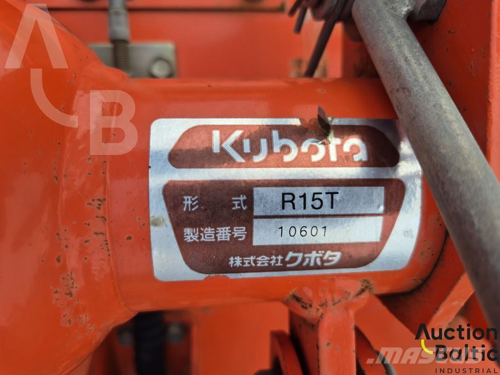 Kubota R 15T الكاسحات وقلابات التربة ذات المحركات