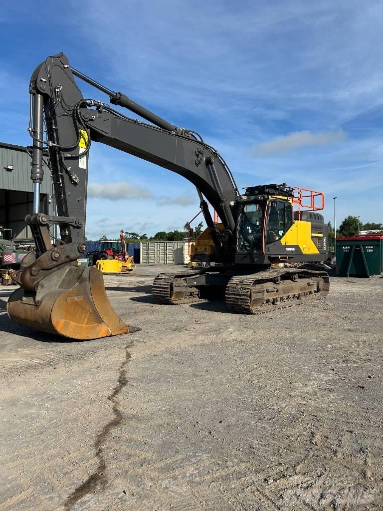 Volvo EC 380 E حفارات زحافة