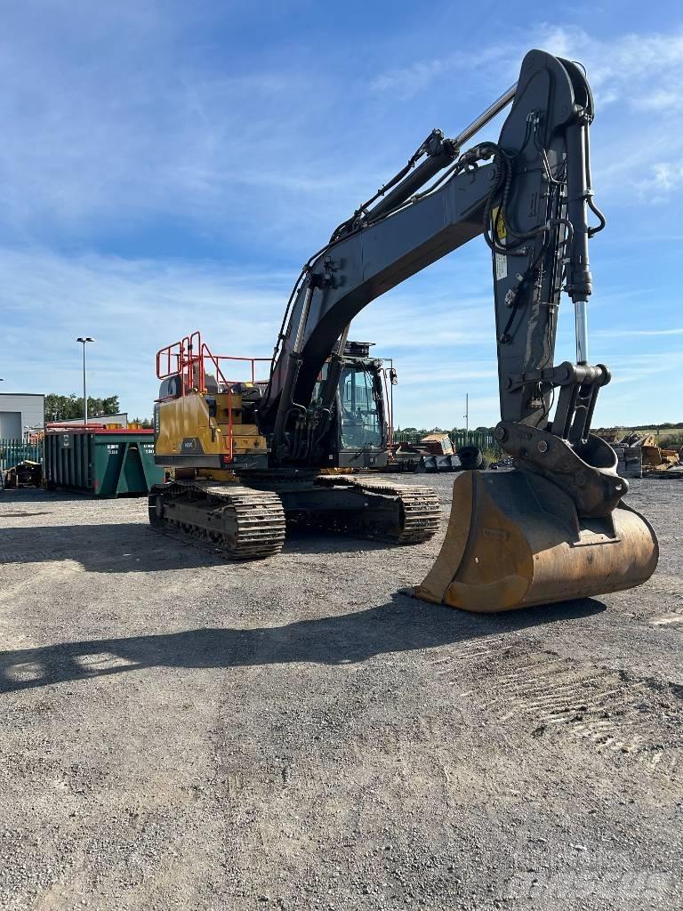 Volvo EC 380 E حفارات زحافة