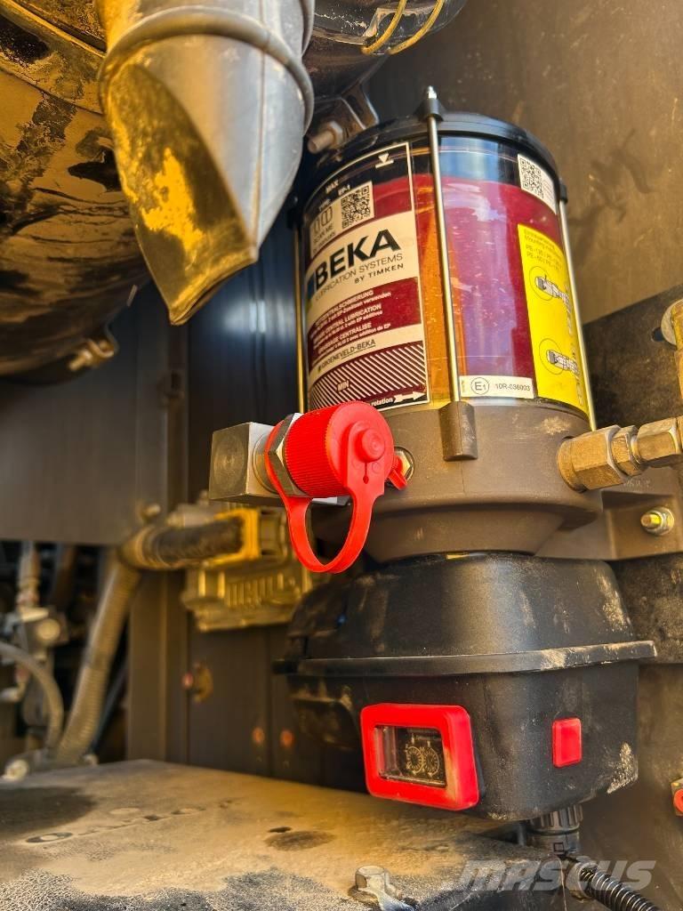 Volvo EC 380 EL حفارات زحافة