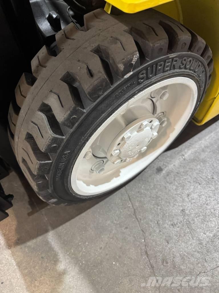 Yale ERC 050 VGN شاحنات ذات رافعات شوكية تعمل بالكهرباء